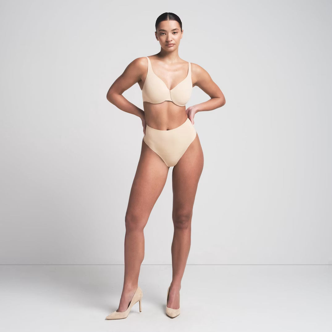Smoothing Intimates Unlined Minimizer Bra